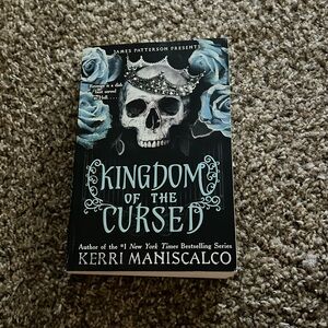 Kingdom Of The Cursed (Kingdom Of The Wicked #2) by Kerri Maniscalco paperback